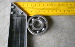 Подшипник промежуточной шестерни масляного насоса (Euro 2/Euro 3) HOWO 90003311410 / 6303