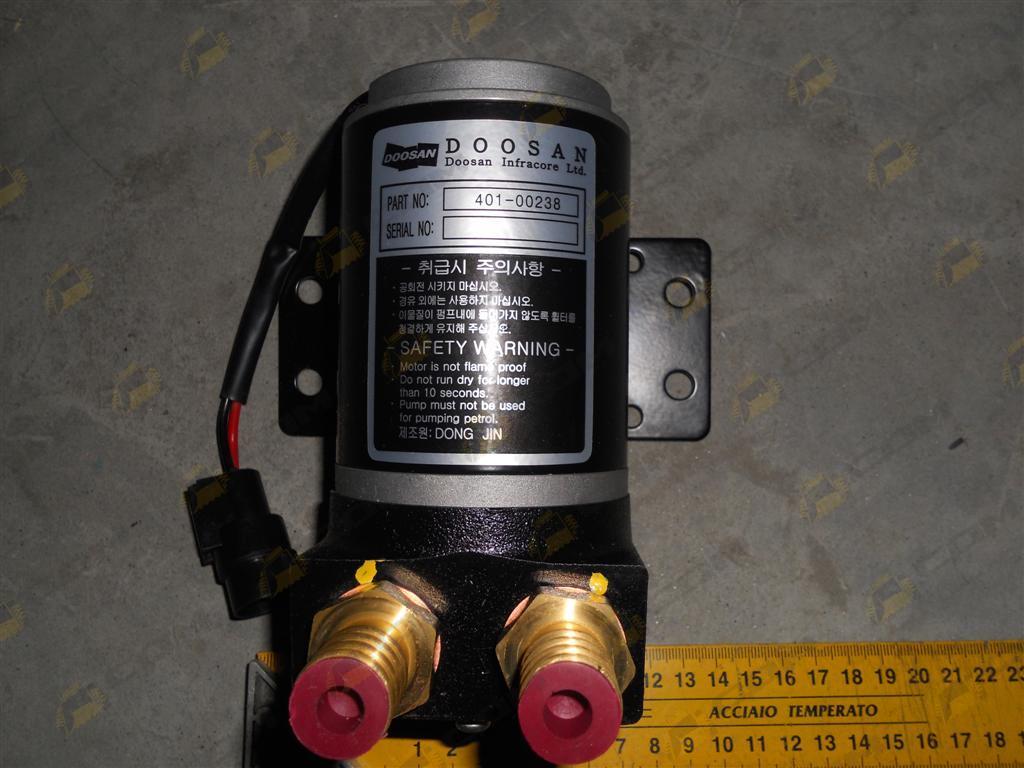 Насос топливоперекачивающий 401-00238