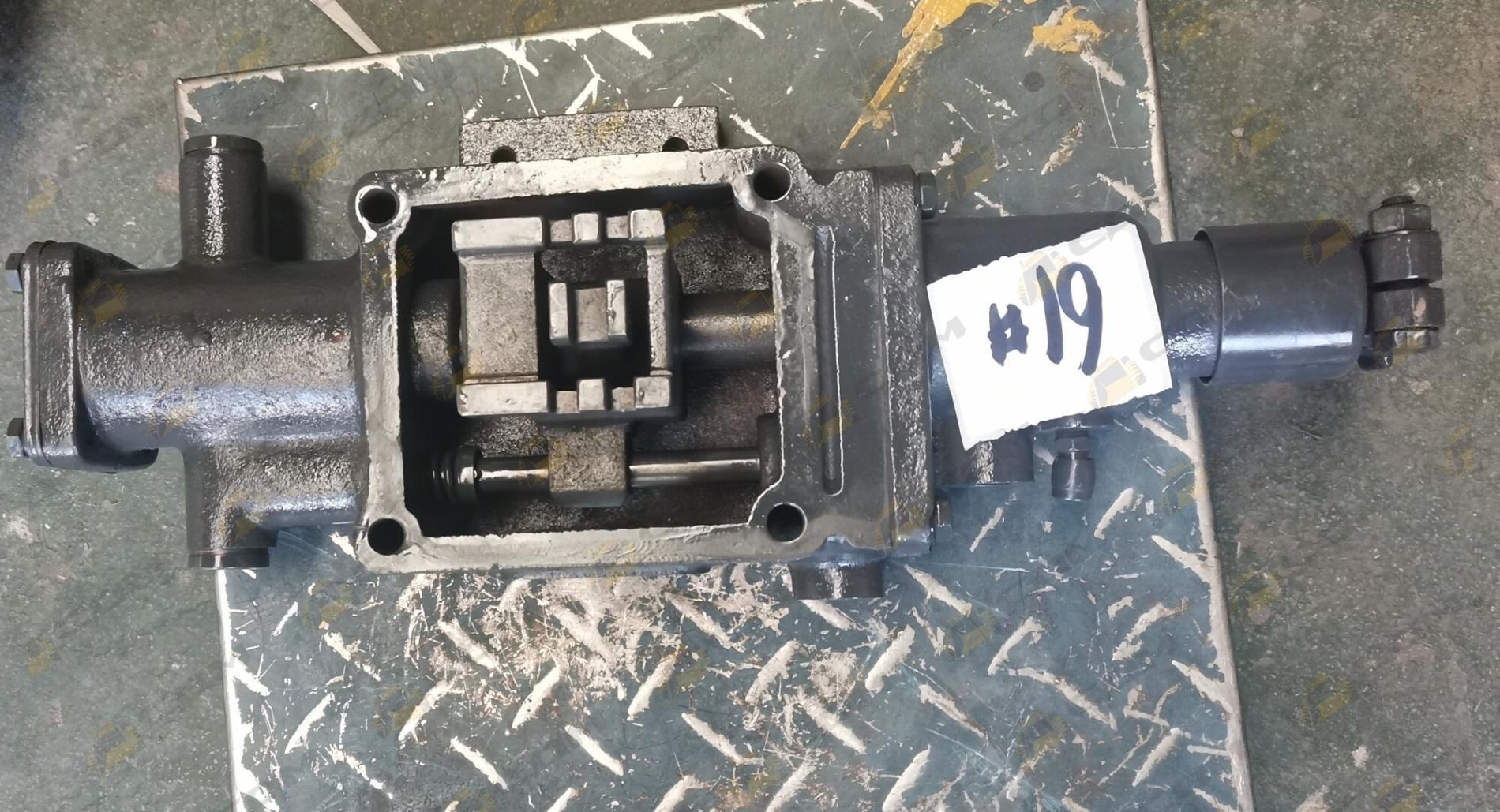 Механизм переключения передач КПП HW18709 HOWO AZ2203210101