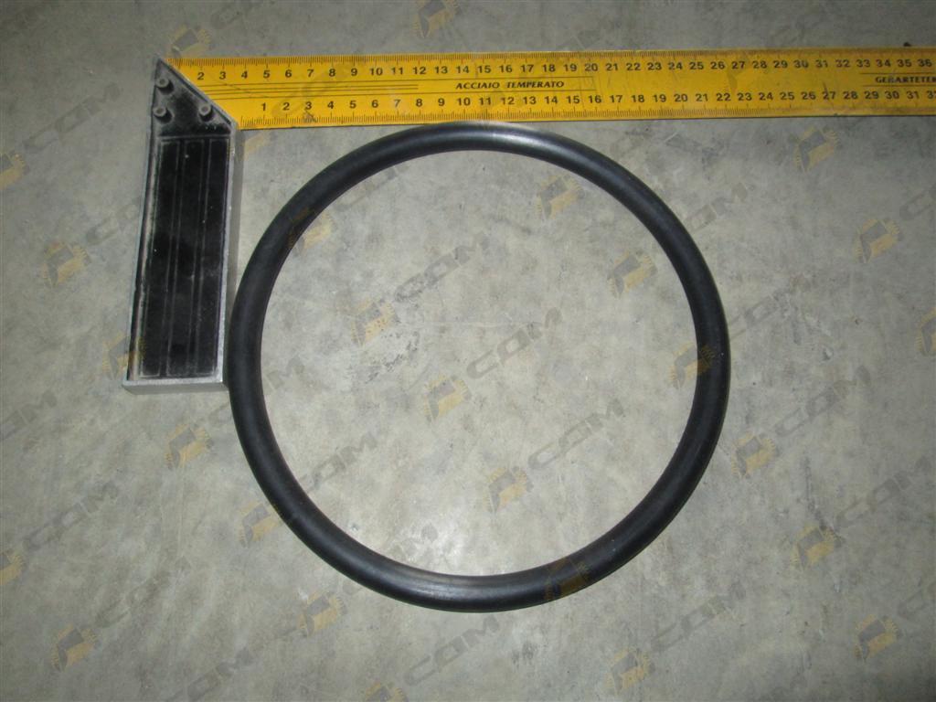 Кольцо уплотнительное 180-00077D7