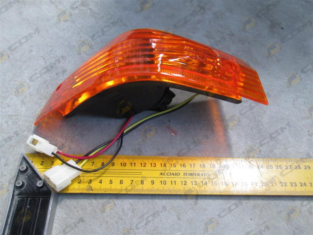 Фонарь поворотный правый CDM833/CDM856 (2013 г.) LG856.15.25