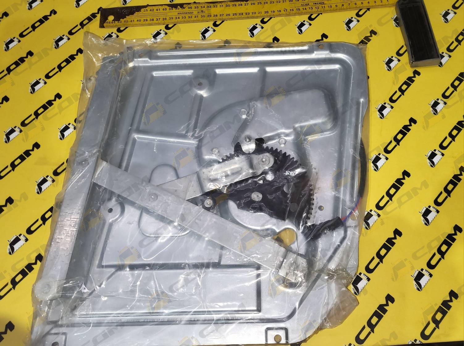 Стеклоподъемник левый электрический HOWO WG1642330103