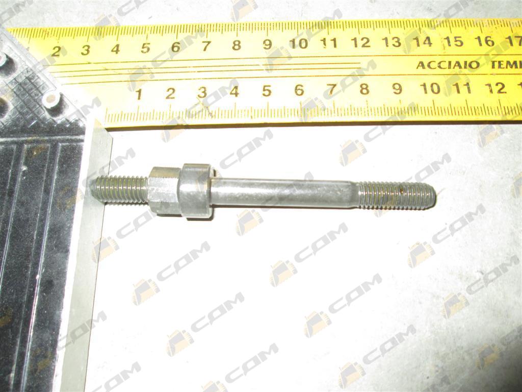 Шпилька крепления клапанной крышки Doosan 65.90201-0081