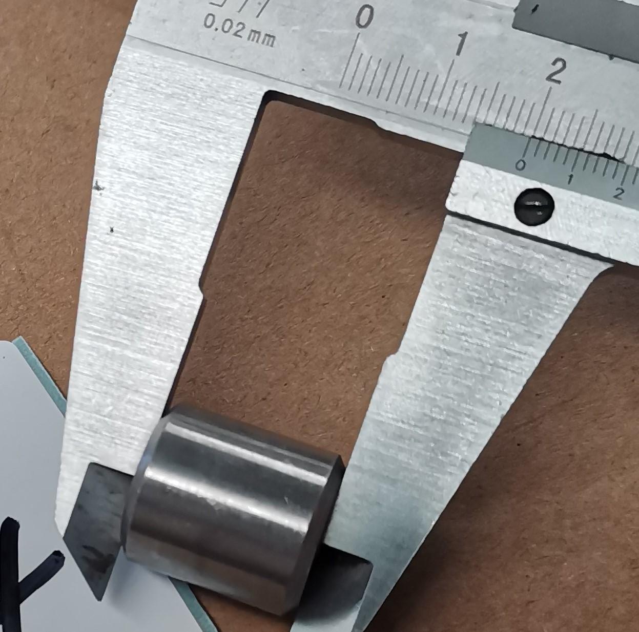 Заглушка в корпус ГМП CDM855 403028/LG853.03.01-017