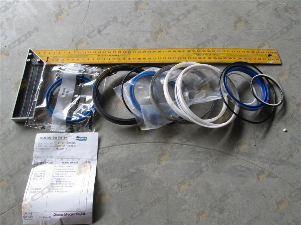 Ремкомплект гидроцилиндра ковша Doosan 2440-9339BKT (401107-00294)