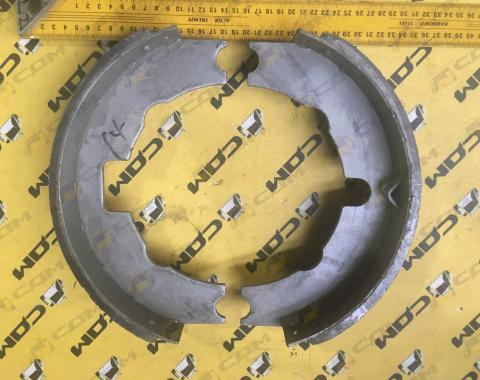 Колодки стояночного тормоза комплект 2 шт. CDM520A6